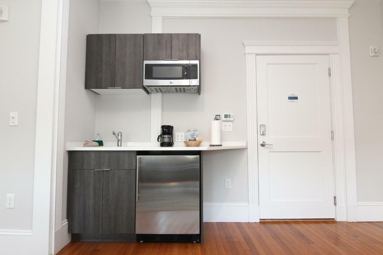 Large Studio W/ Queen And Sofa Bed..#38 Brookline Exterior foto